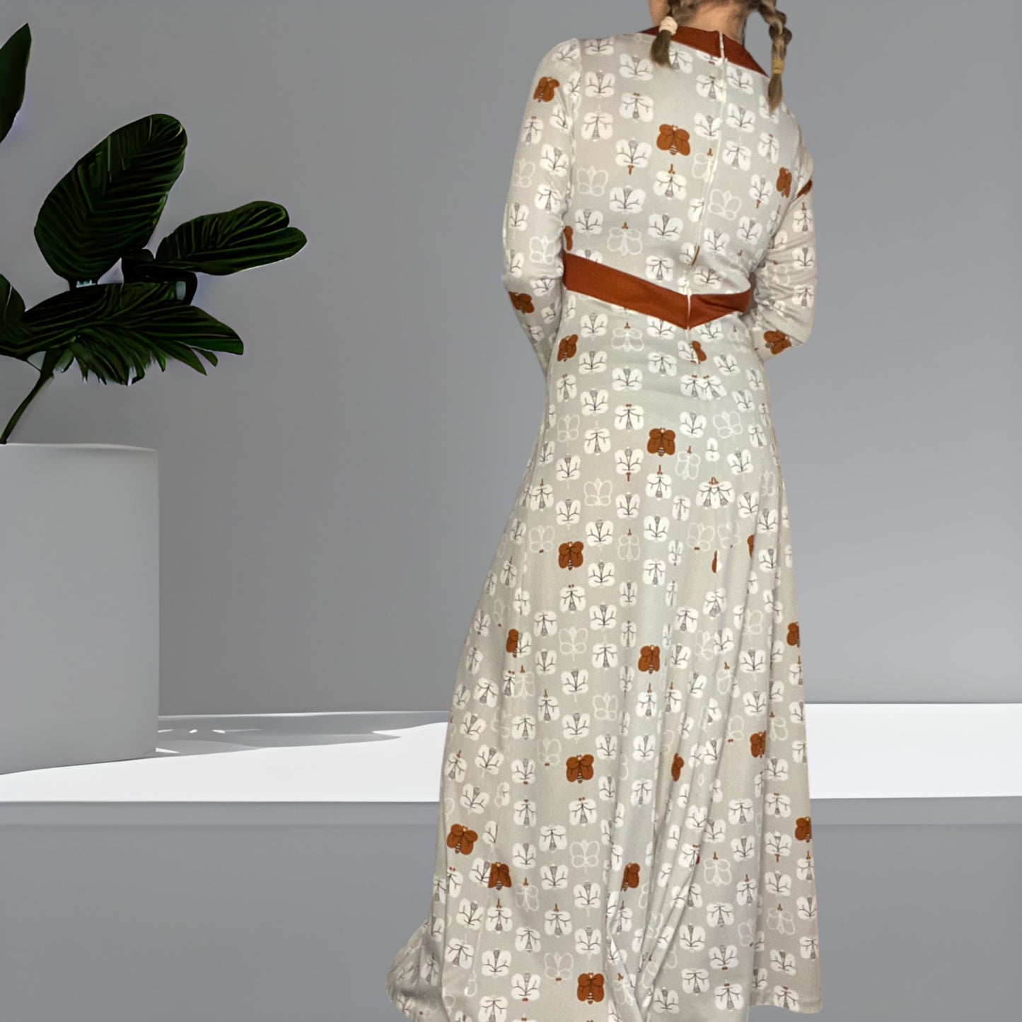 Tavita 70's Maxi Dress Size 8