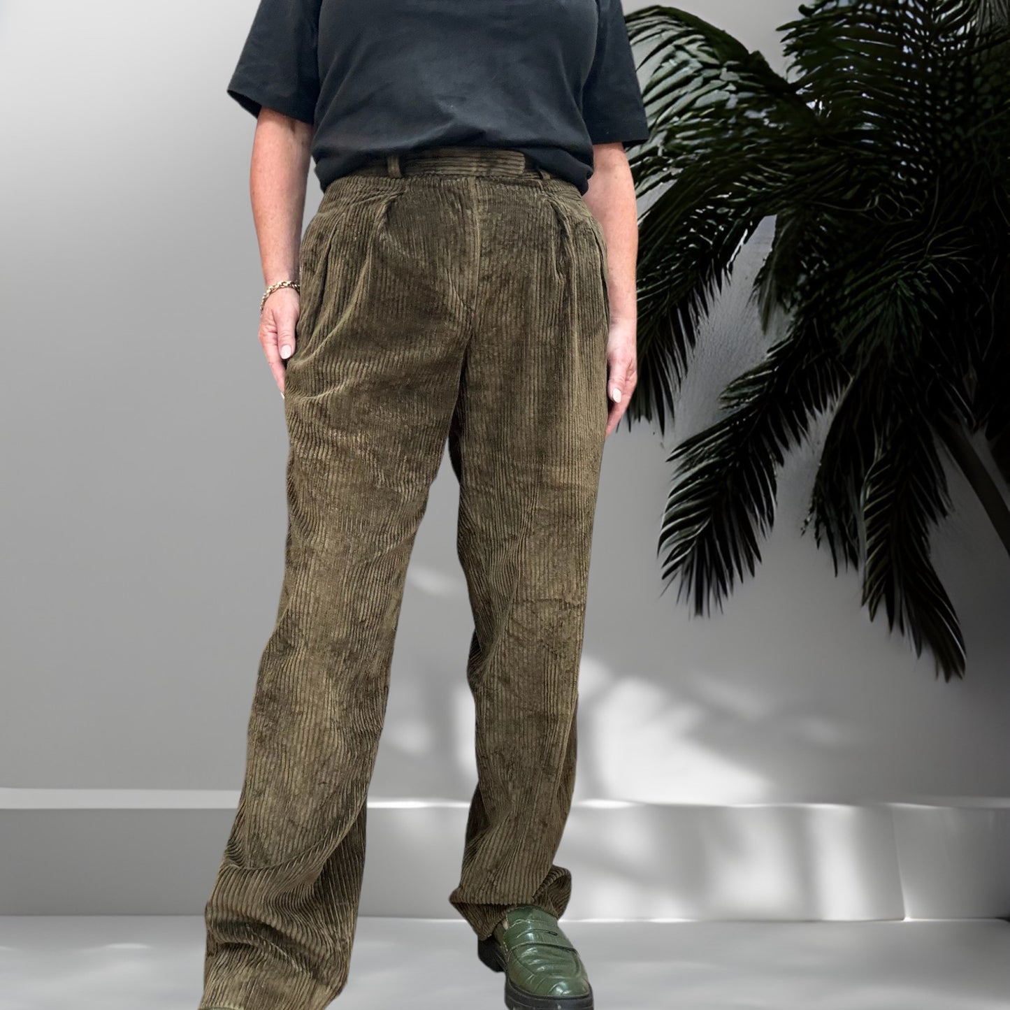 L.S.A Green Corduroy Pants Size 32