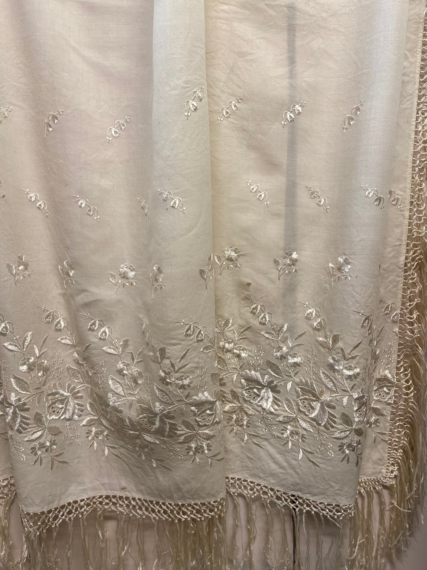 Vintage Piano Shawl