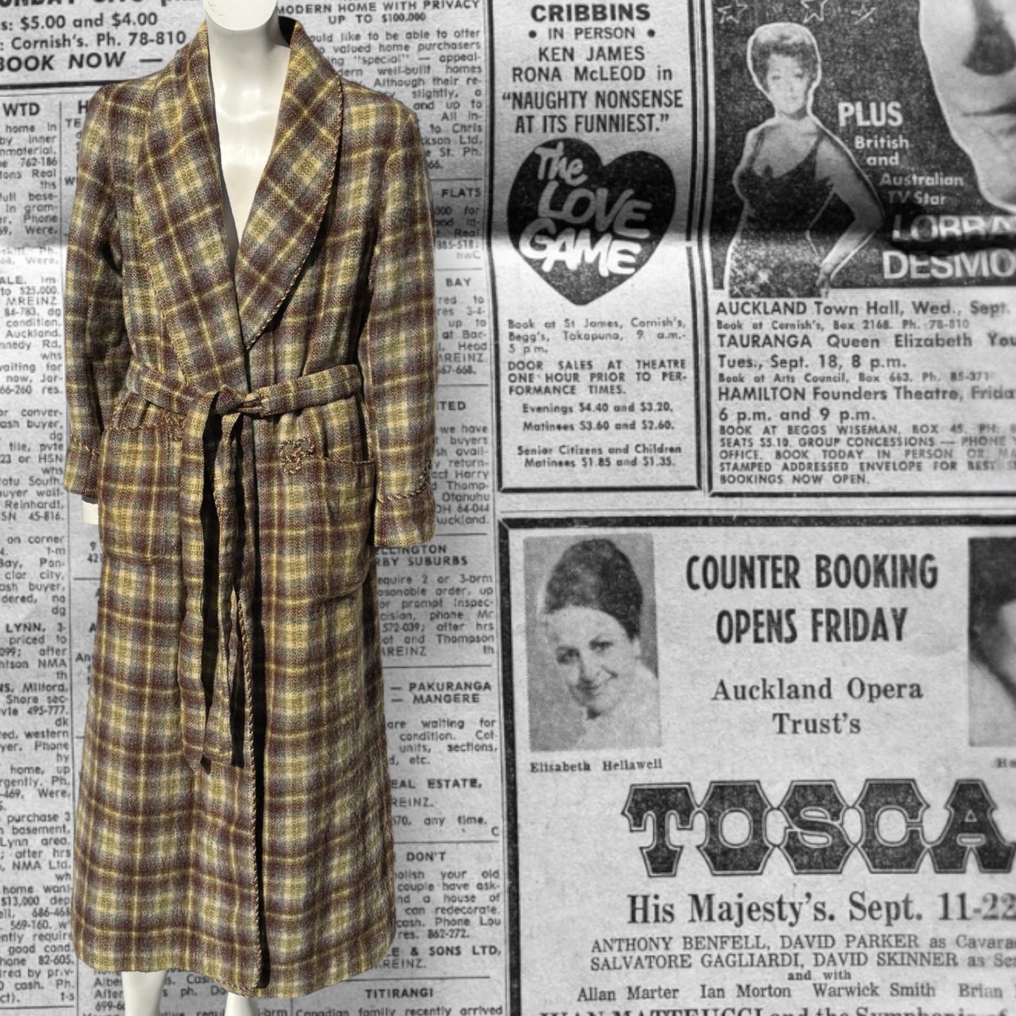 Jagger Robe Size 12