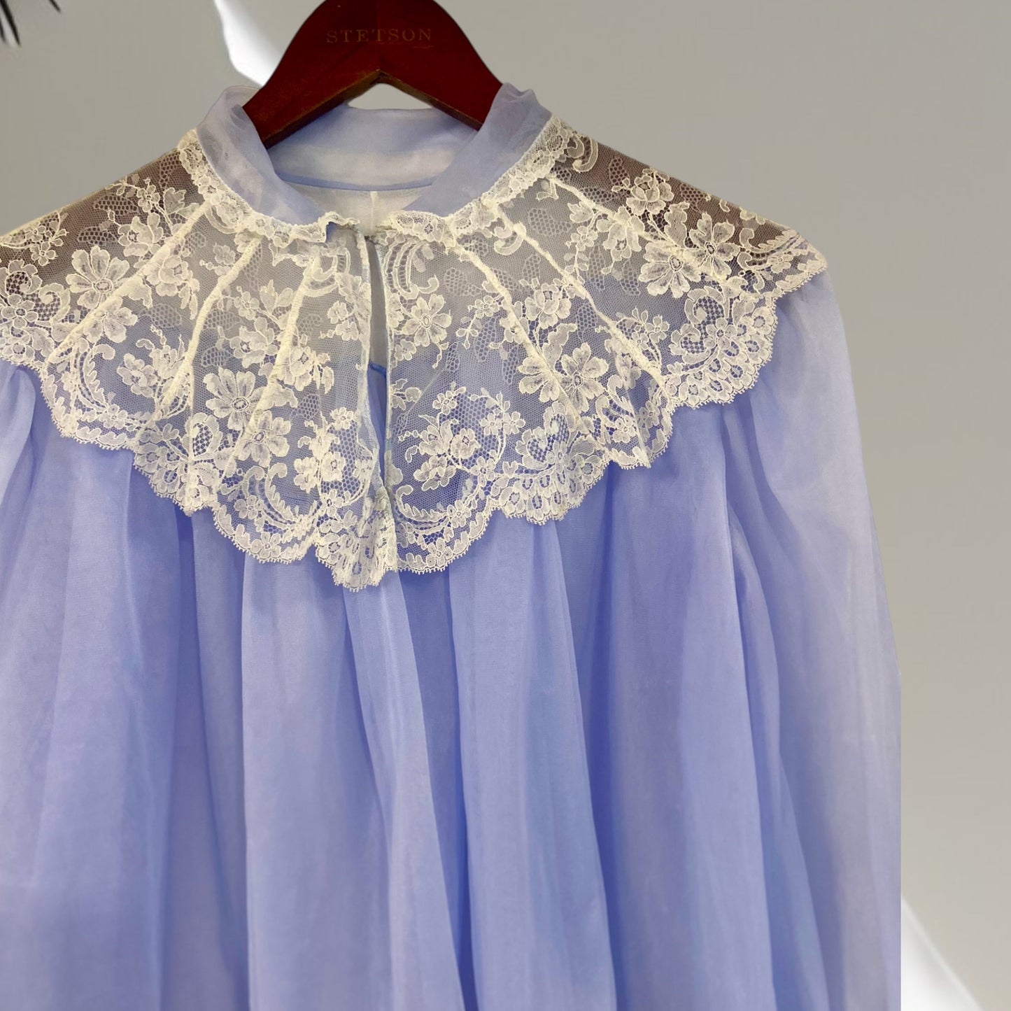 Betsy Peignoir Size 12