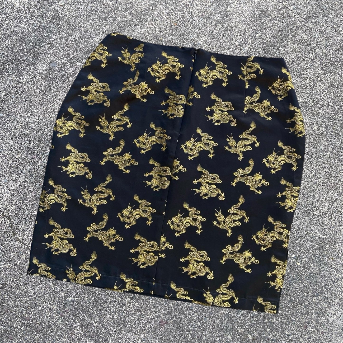 The Golden Dragon Skirt Size 12