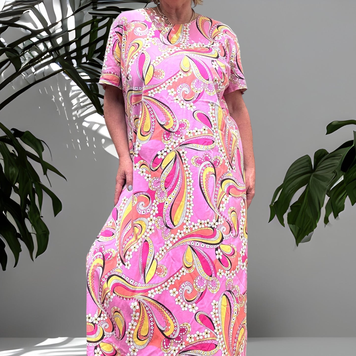 Donna Retro Paisley Dress Size 16