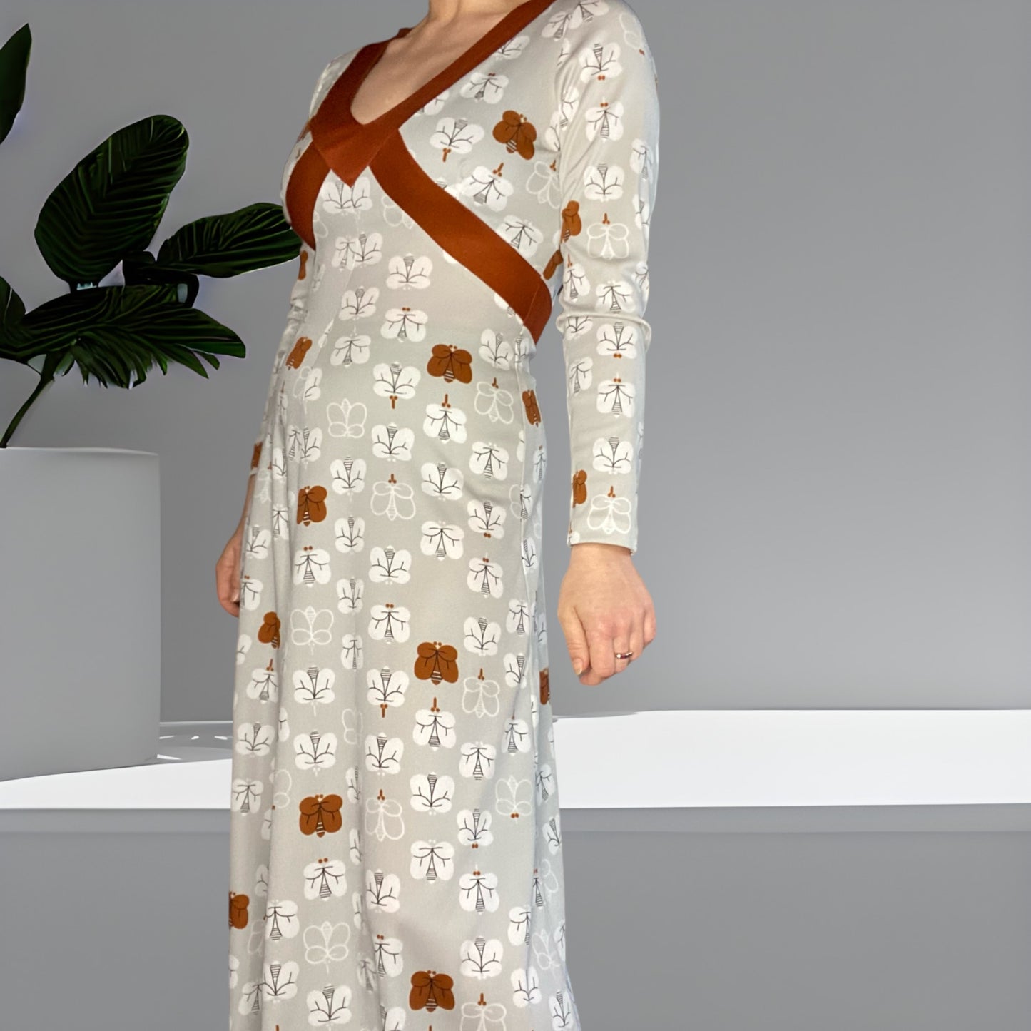 Tavita 70's Maxi Dress Size 8
