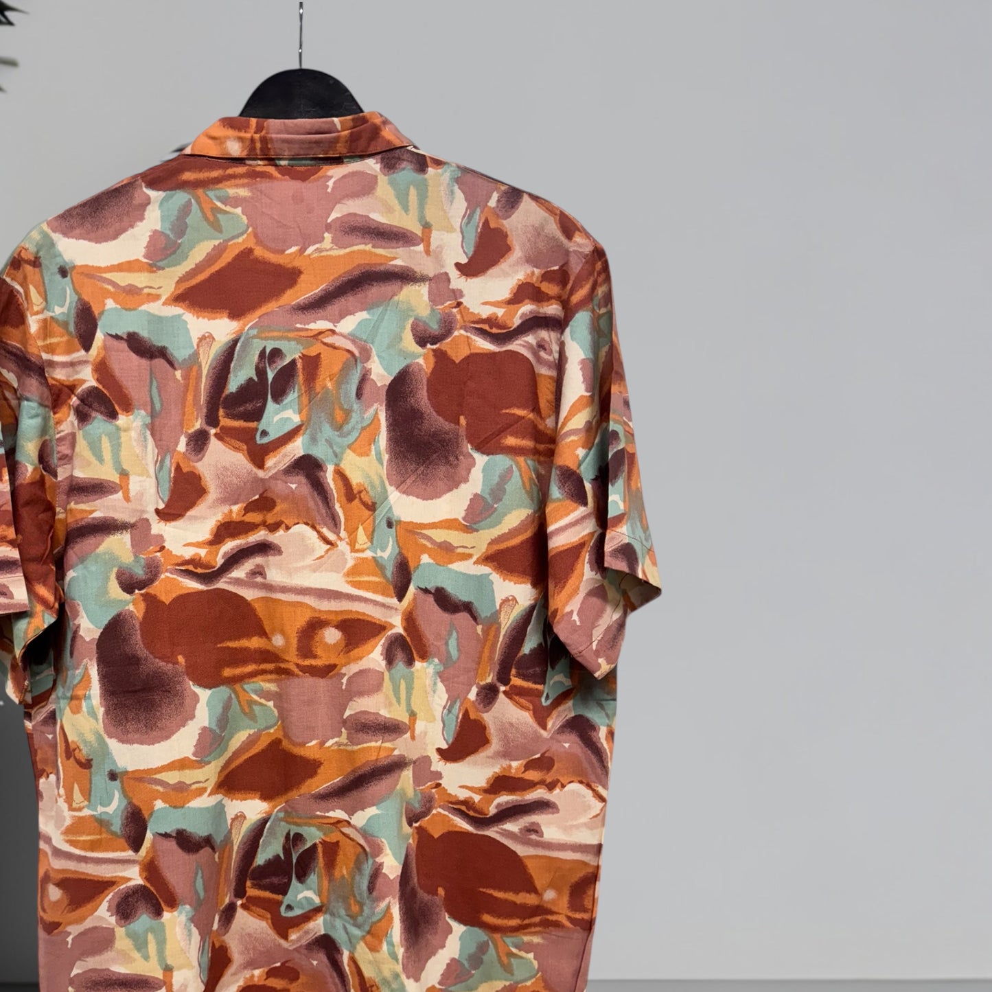 Origin NZ Made Shirt Size M