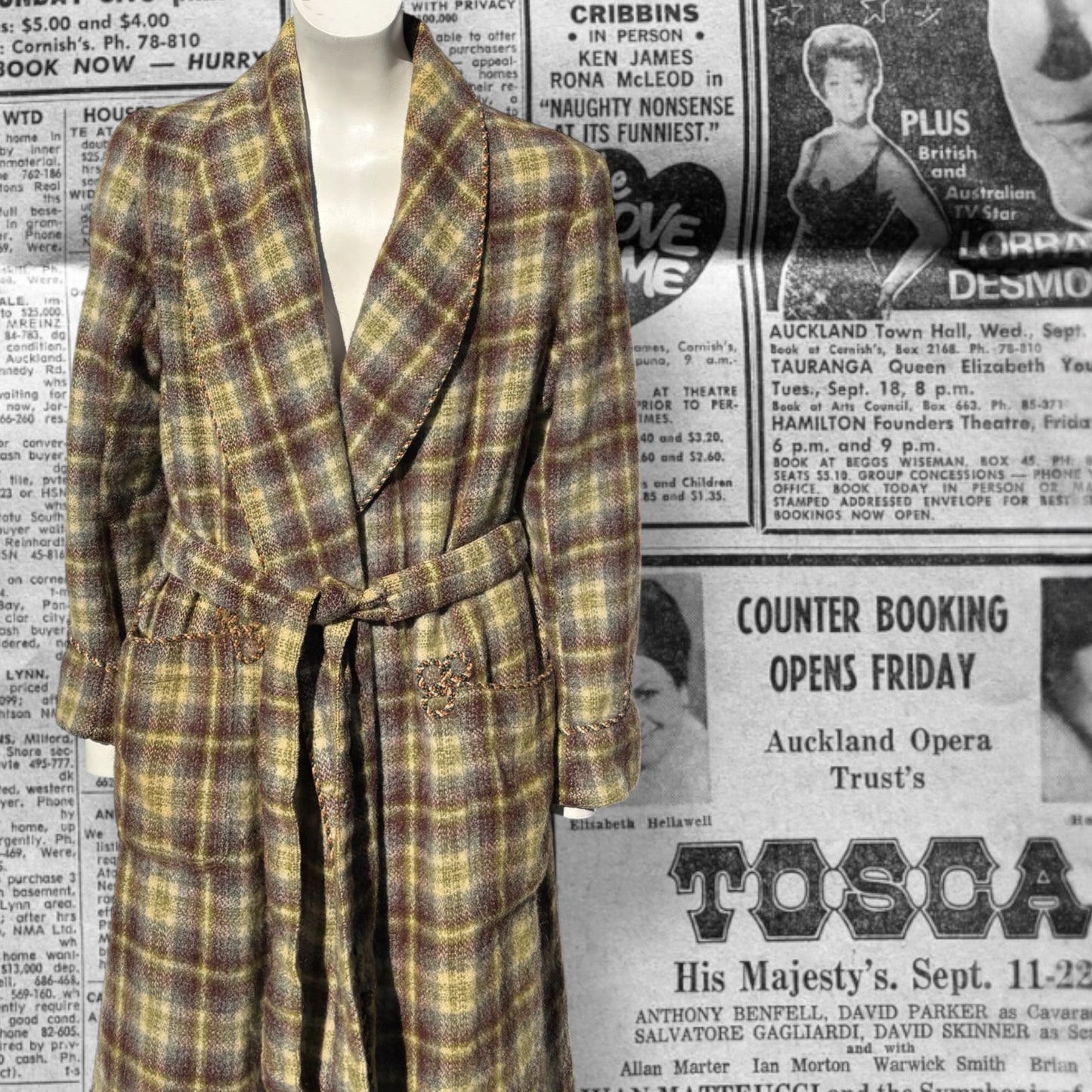Jagger Robe Size 12