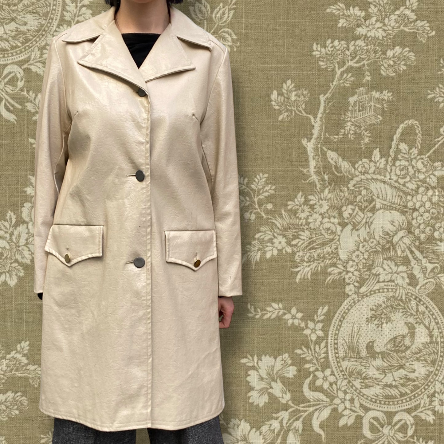 Vinnie Vinyl Overcoat Size 8/10