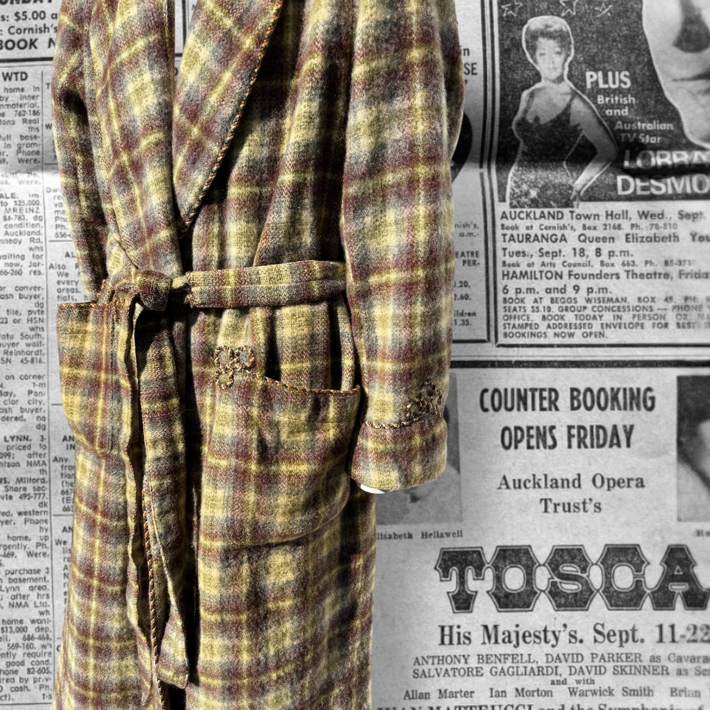 Jagger Robe Size 12
