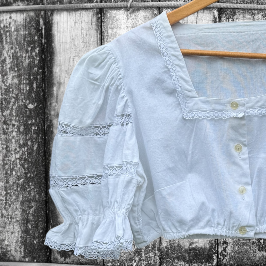 Ari Cropped peasant top Size 14