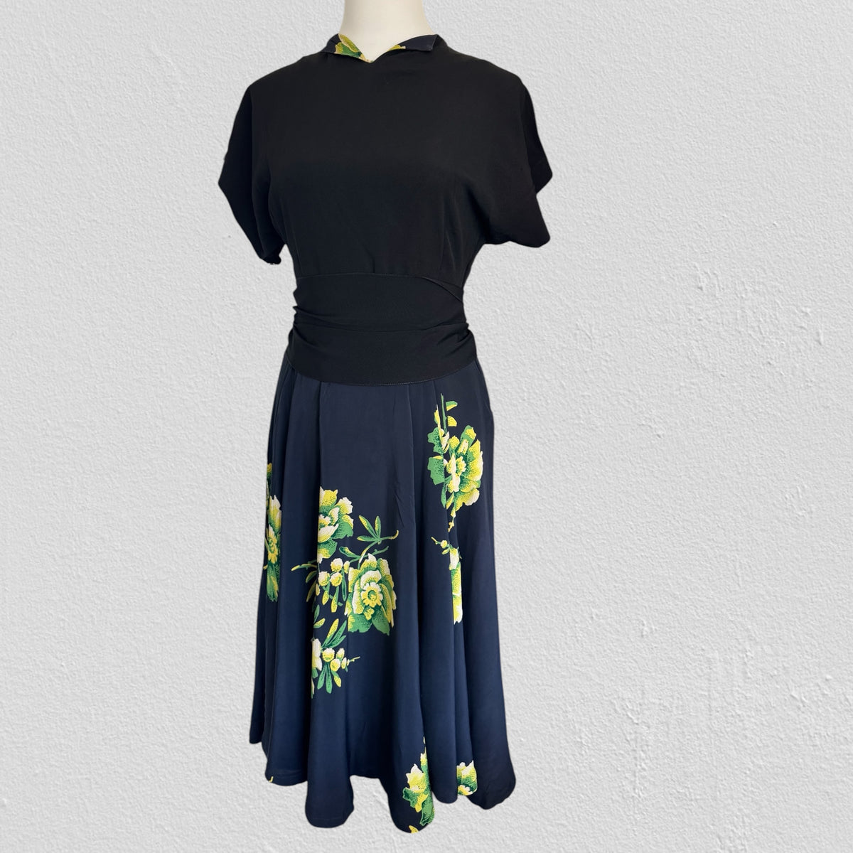 Marlene 1940’s Dress Size 8