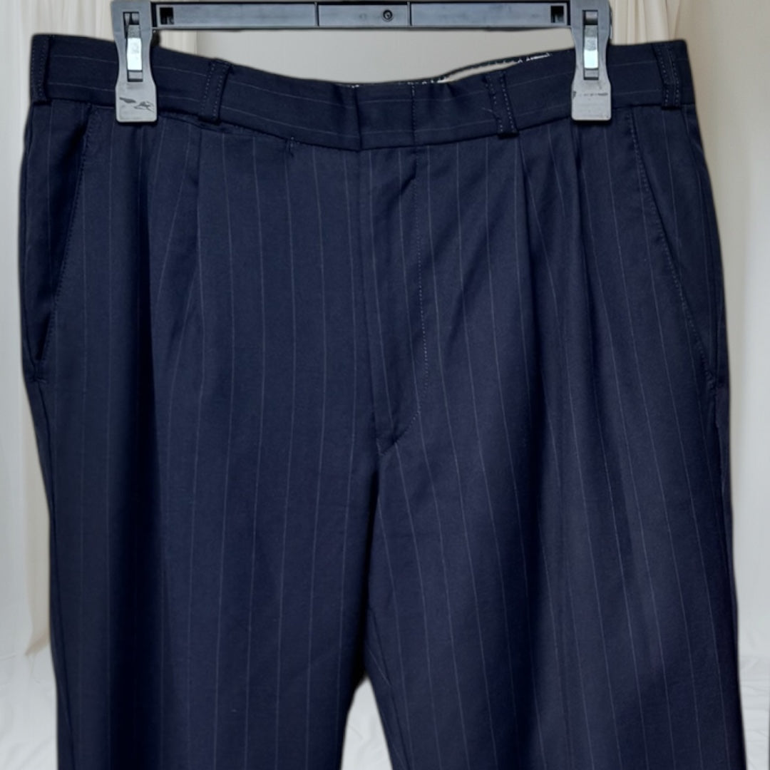 George Harrison Suit Size 33 / Size 12