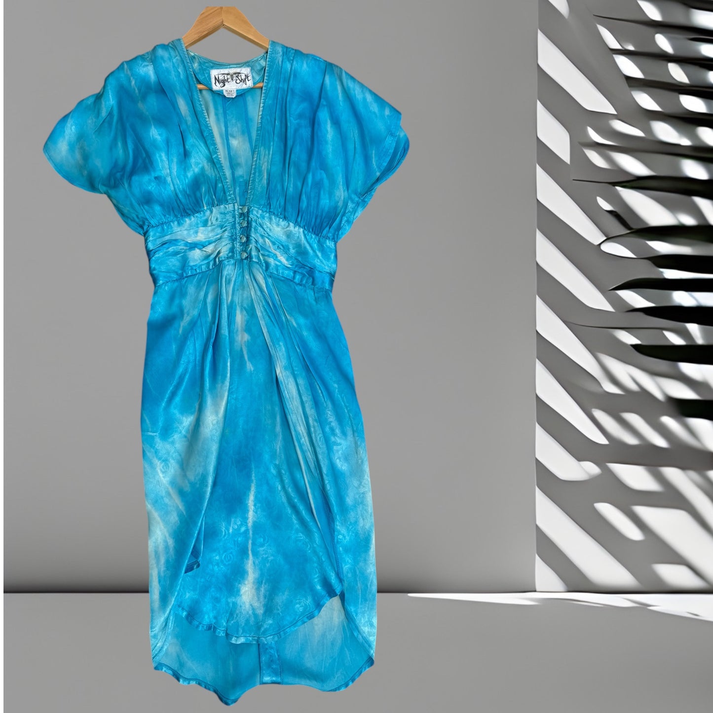 Night Shift Dip Dye Midi Dress Size 8-10