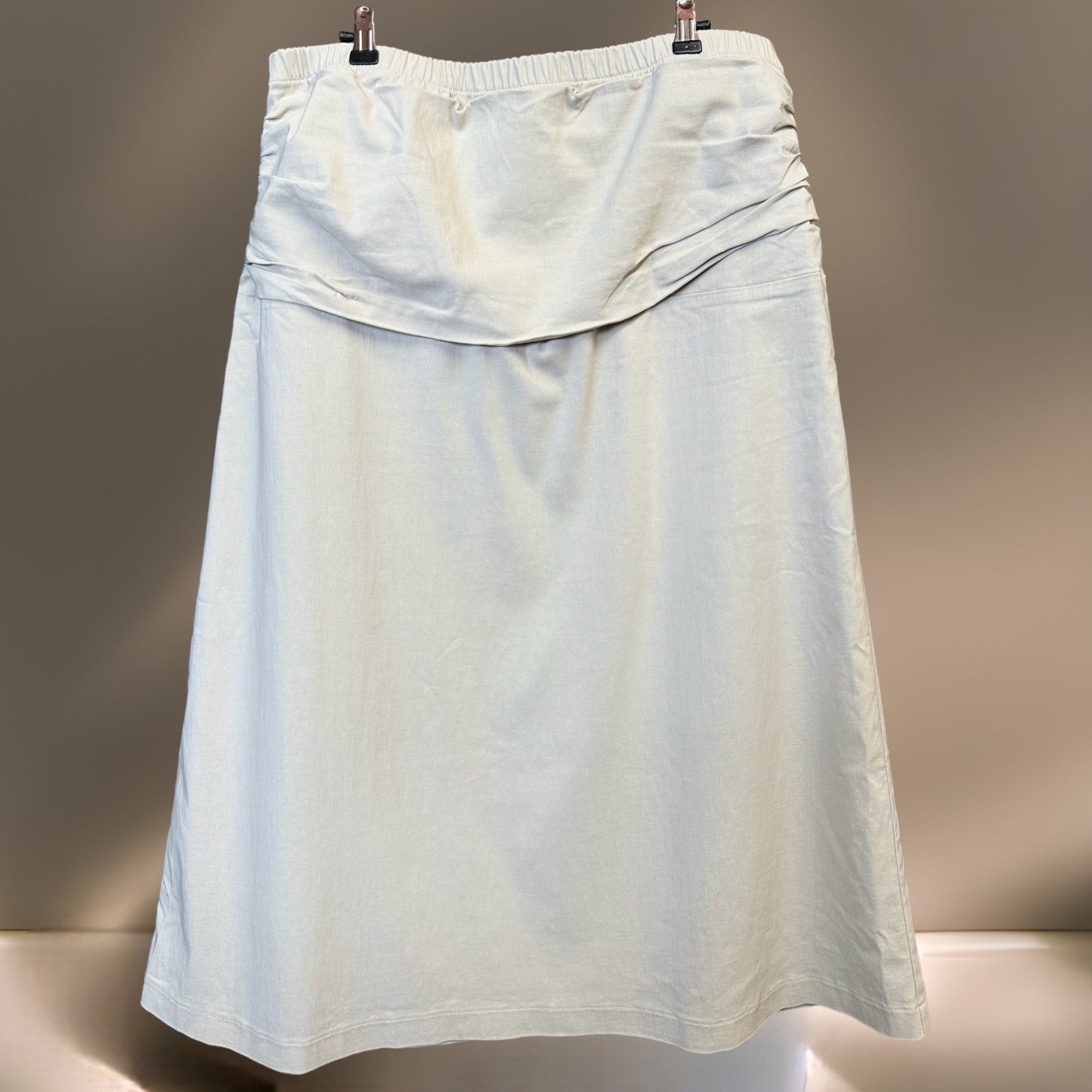Linda Skirt Size 16-18