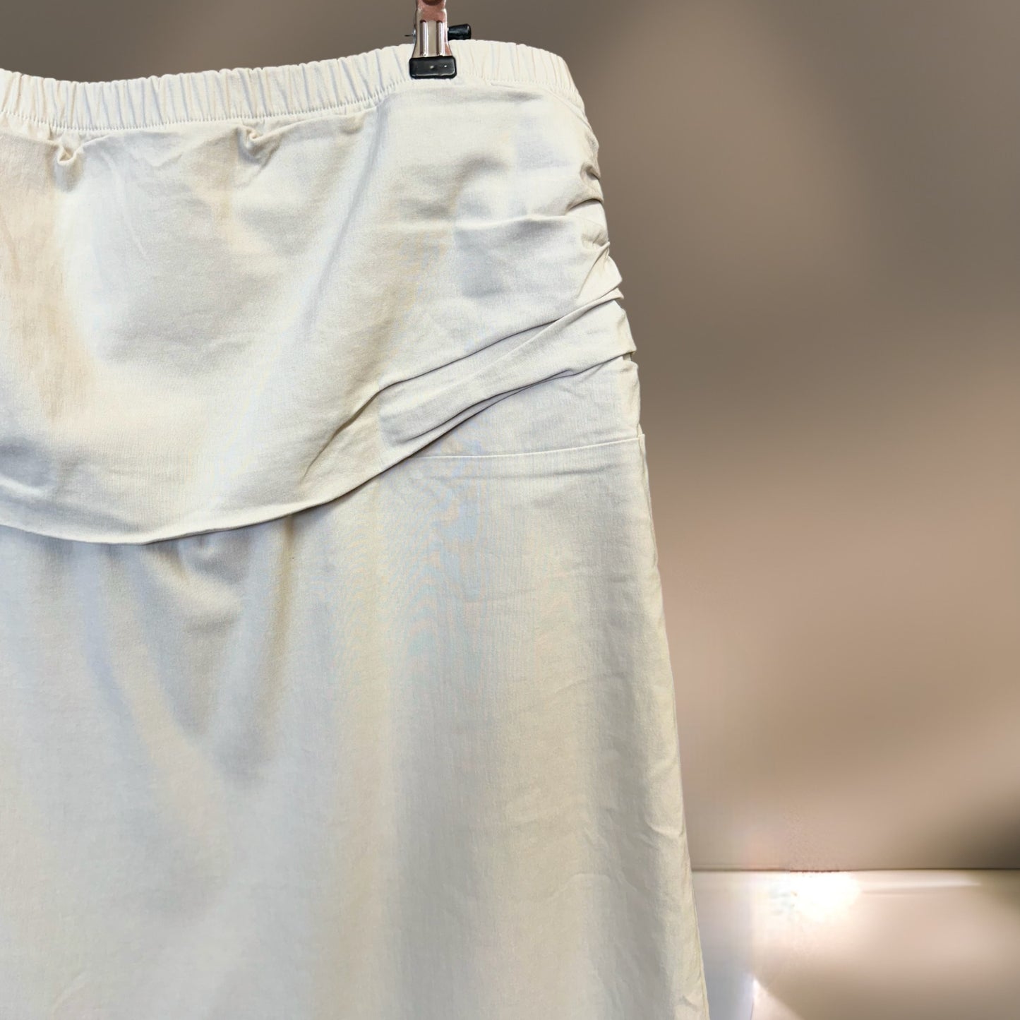 Linda Skirt Size 16-18