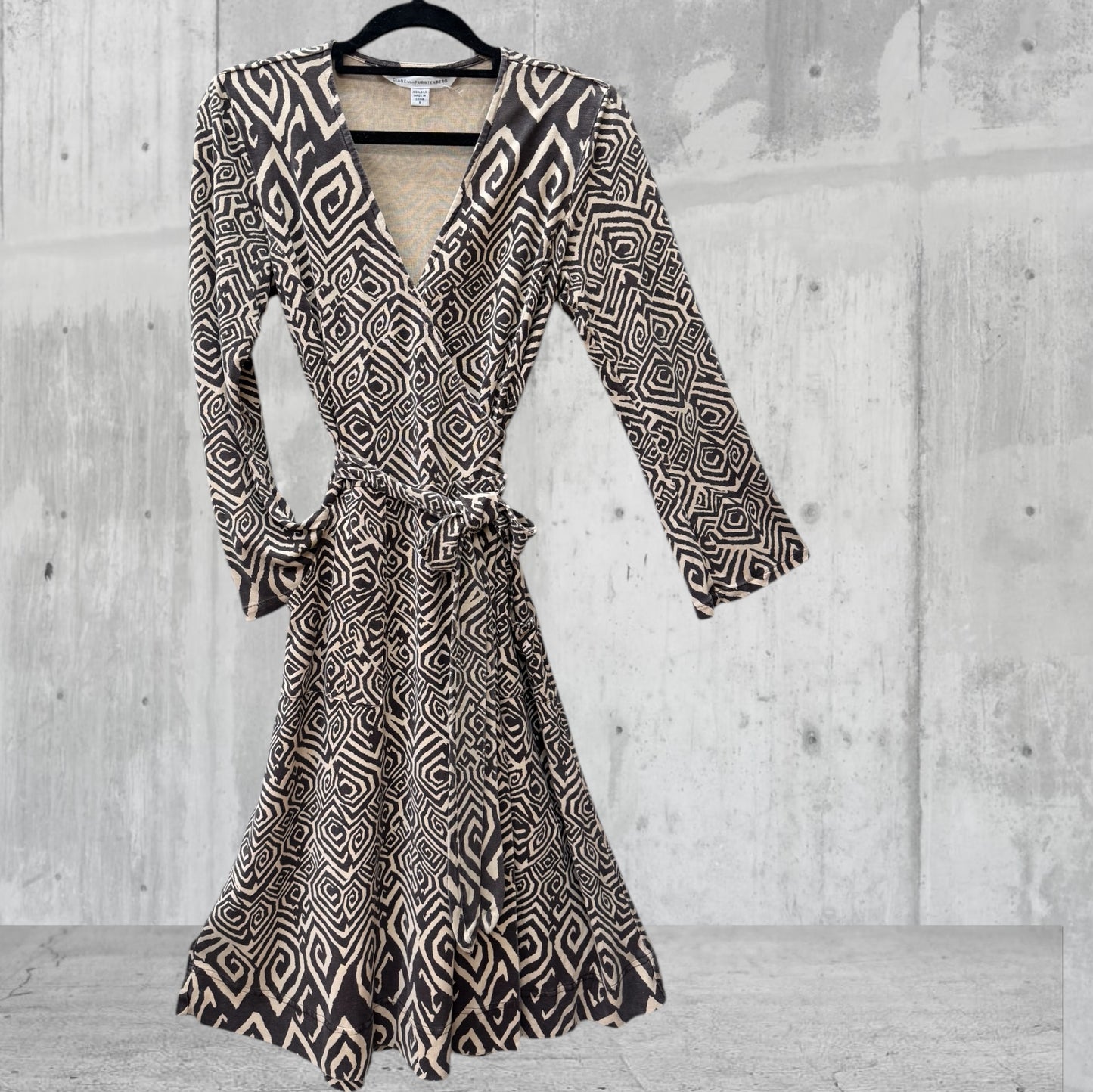 DVF Silk Wrap Dress Size 8