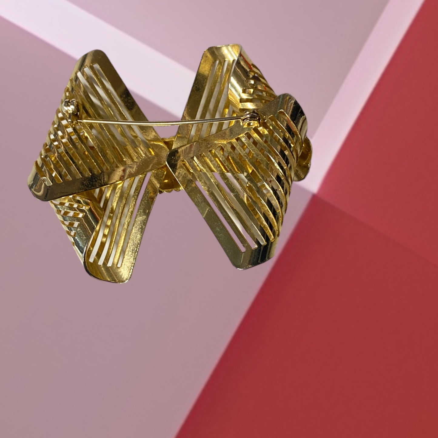 Therron Slatted Brooch