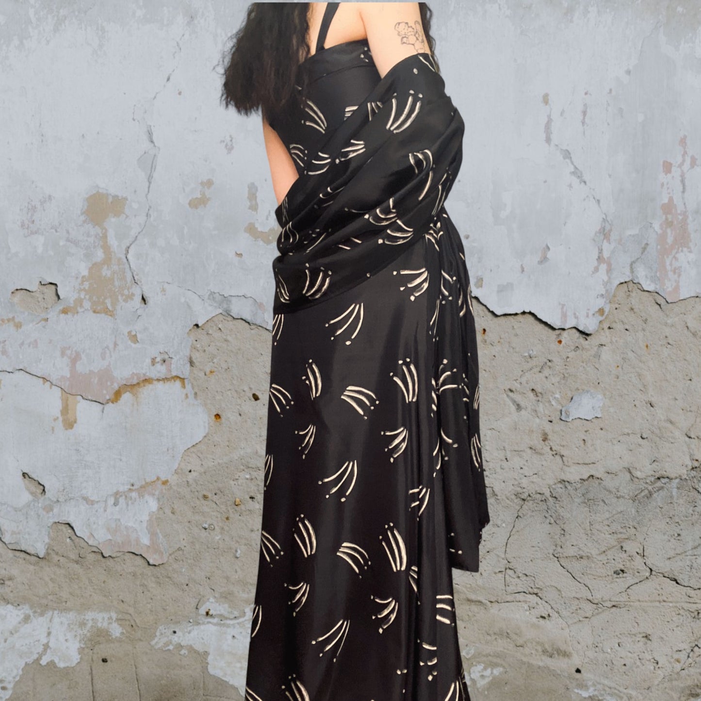 Untouched World Slinky Dress Size 6-8