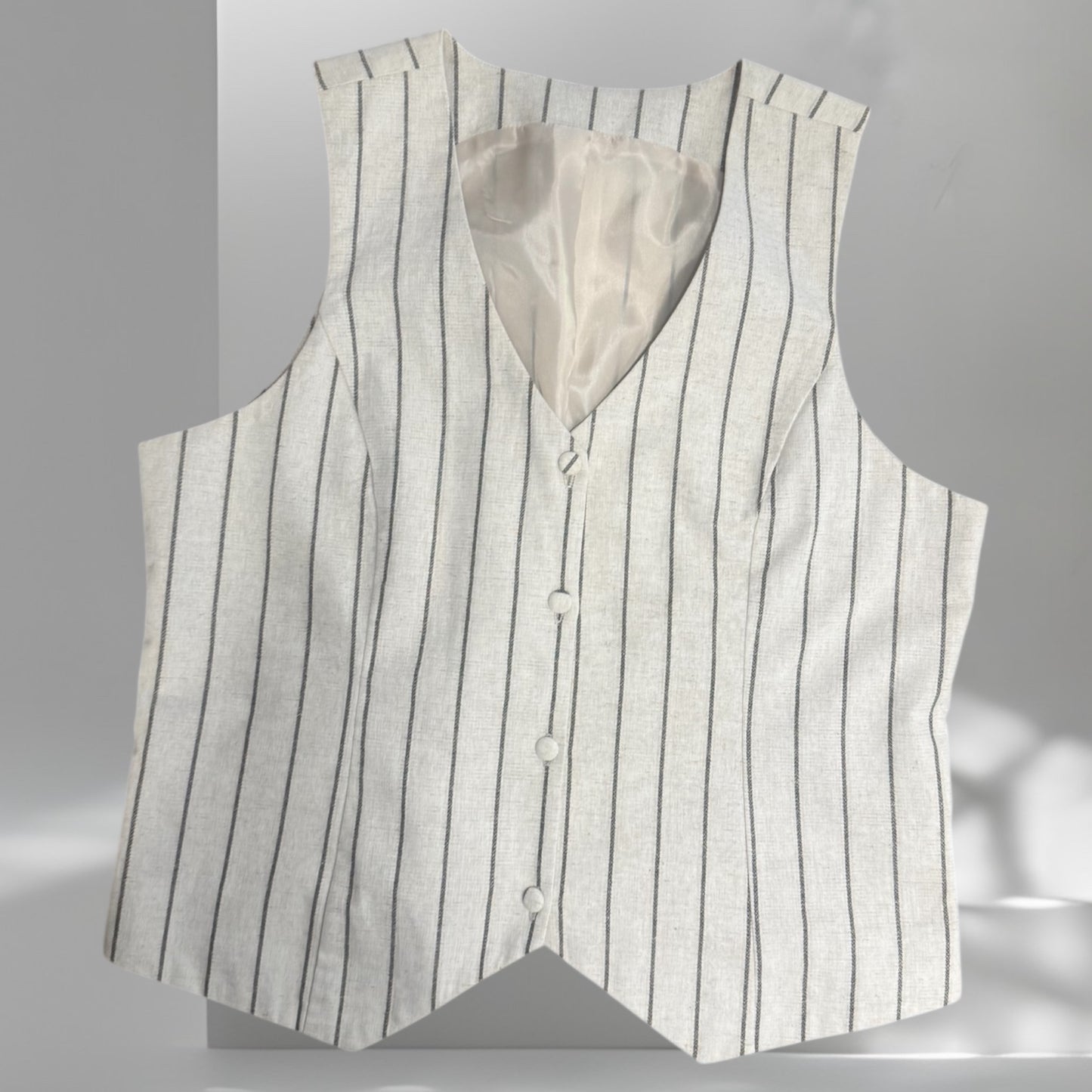Waistcoat linen Size 16