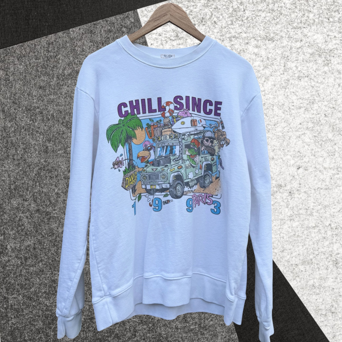 Chill since 93 Italian Sweatshirt Size 12/M