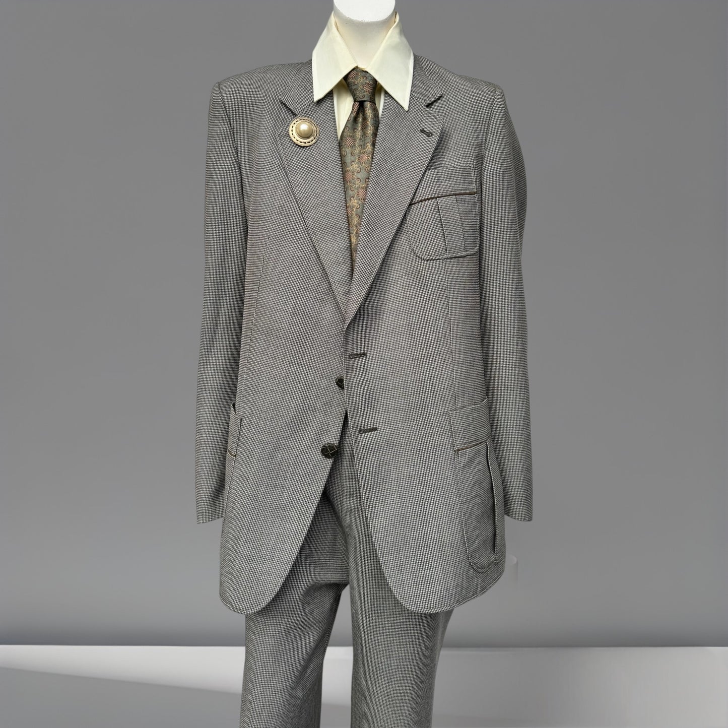 Bellmore 70’s Safari Suit Size L/38