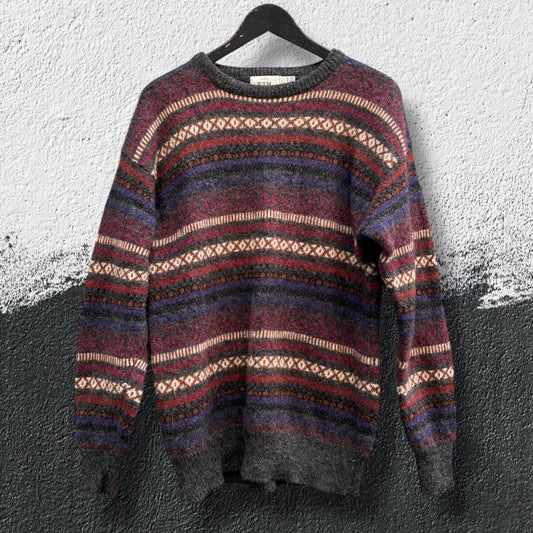 Lucas Geometric Jumper Size M