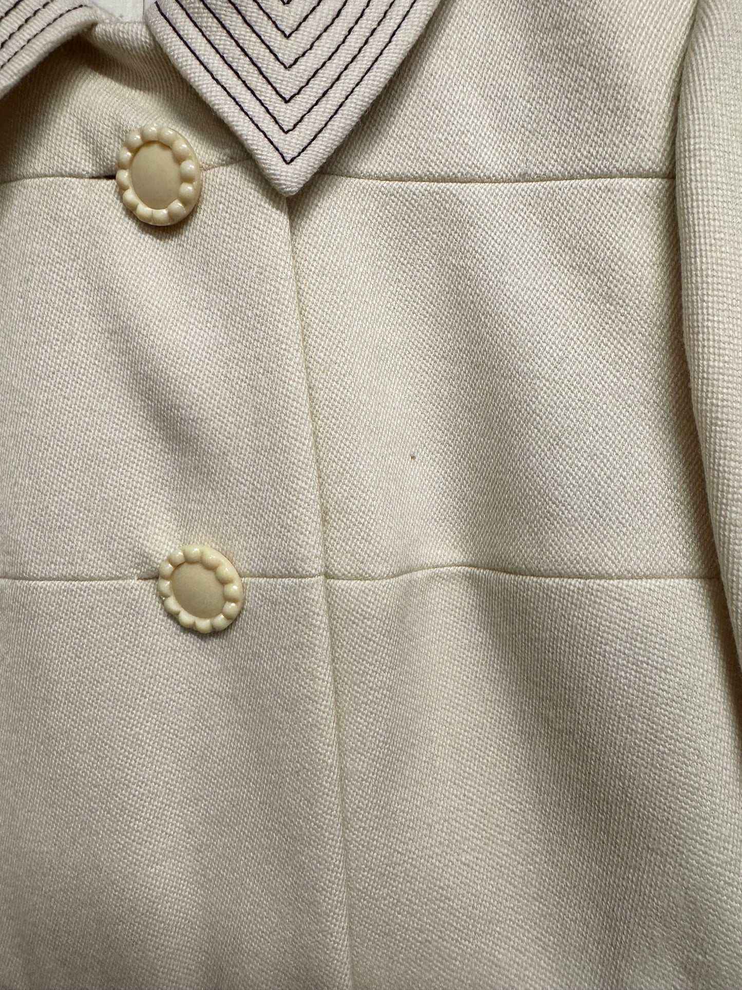 Petite Vogue 60’s Coat Size 8/10