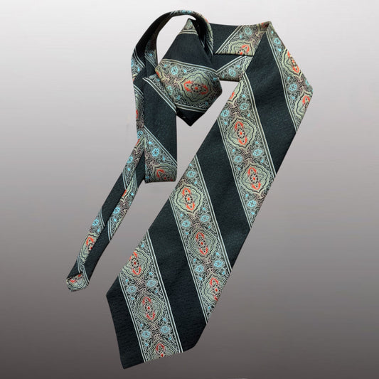 Harry Paisley Tie One Size