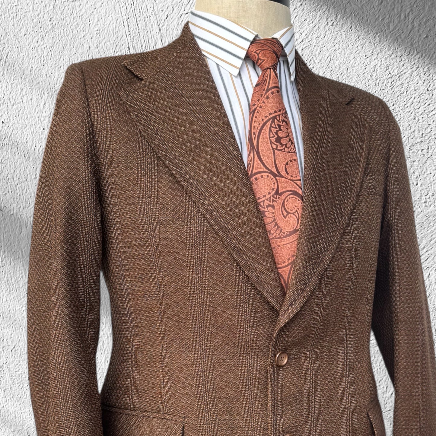 Oxford 70’s Suit Size M/34