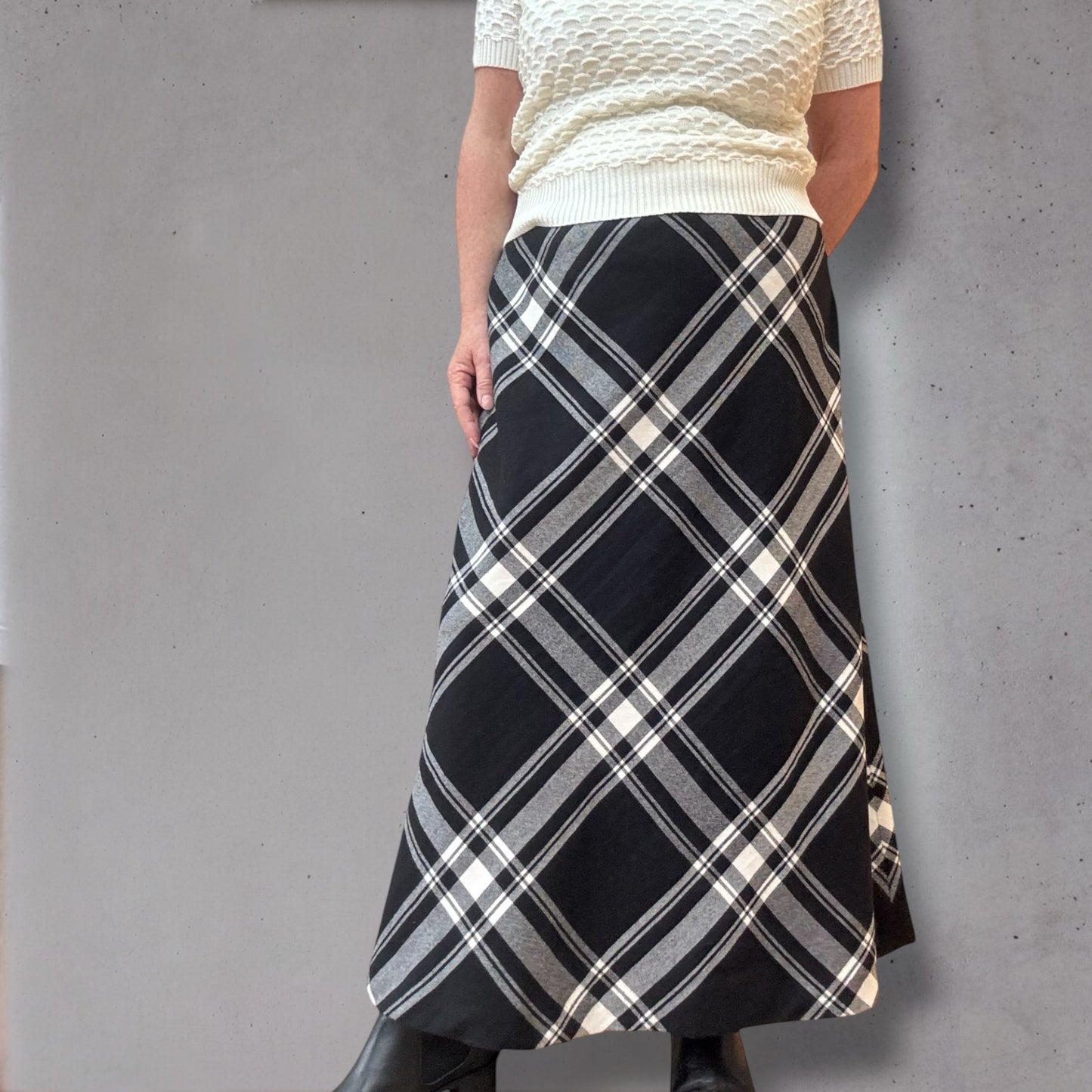 Belinda Plaid Skirt Size 14