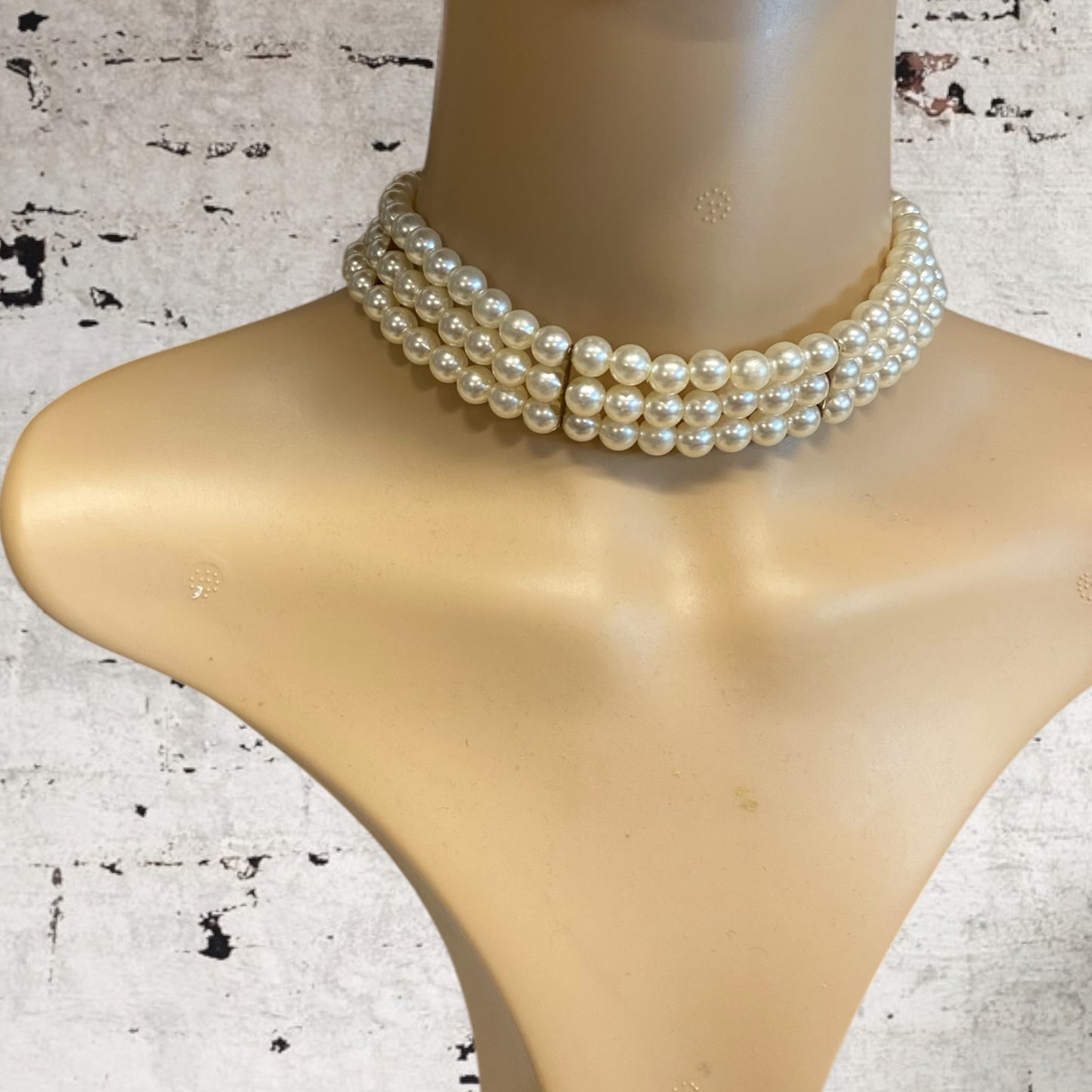 Pearl Choker Necklace