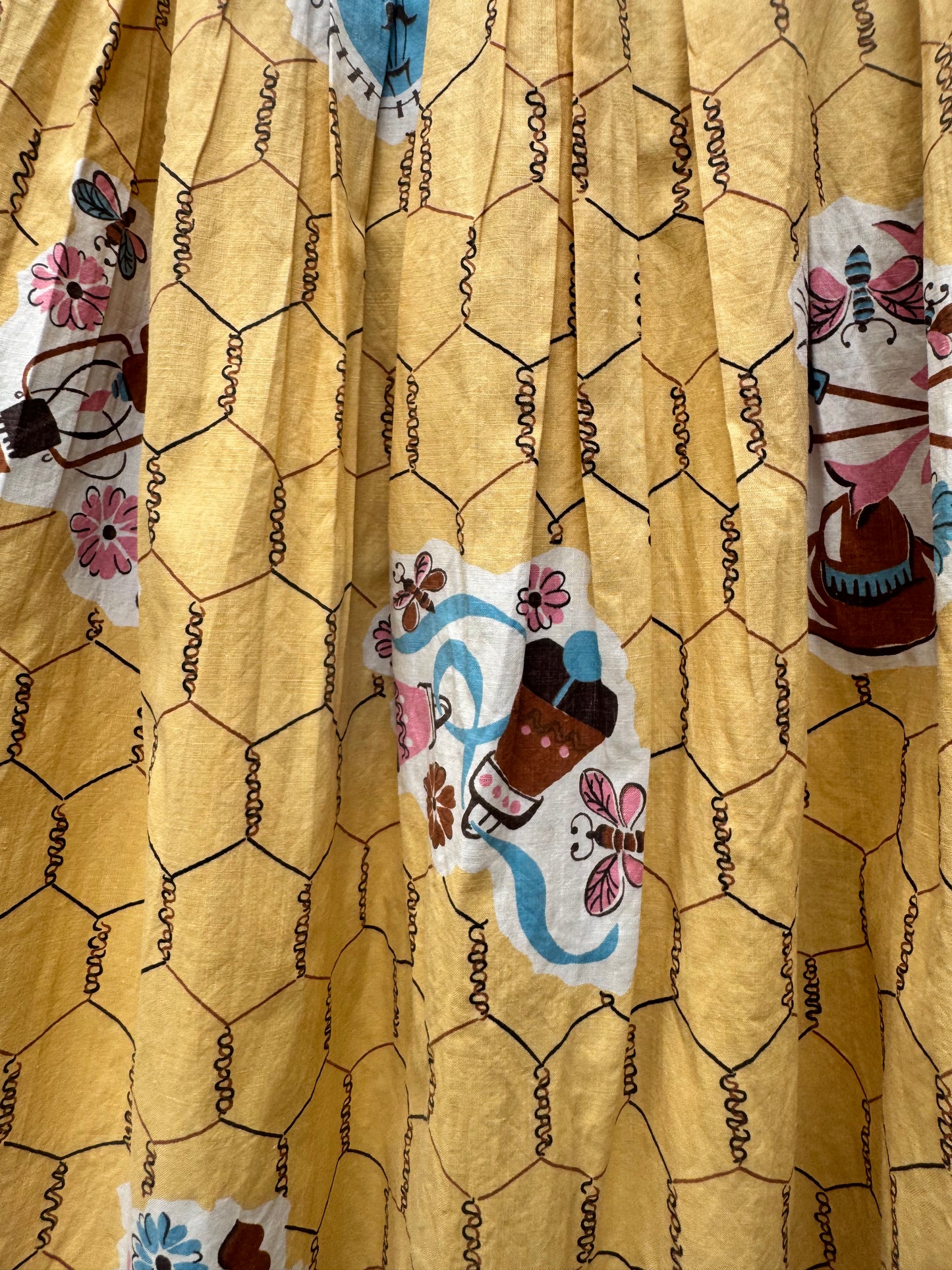 Busy Bee Vintage skirt size 10