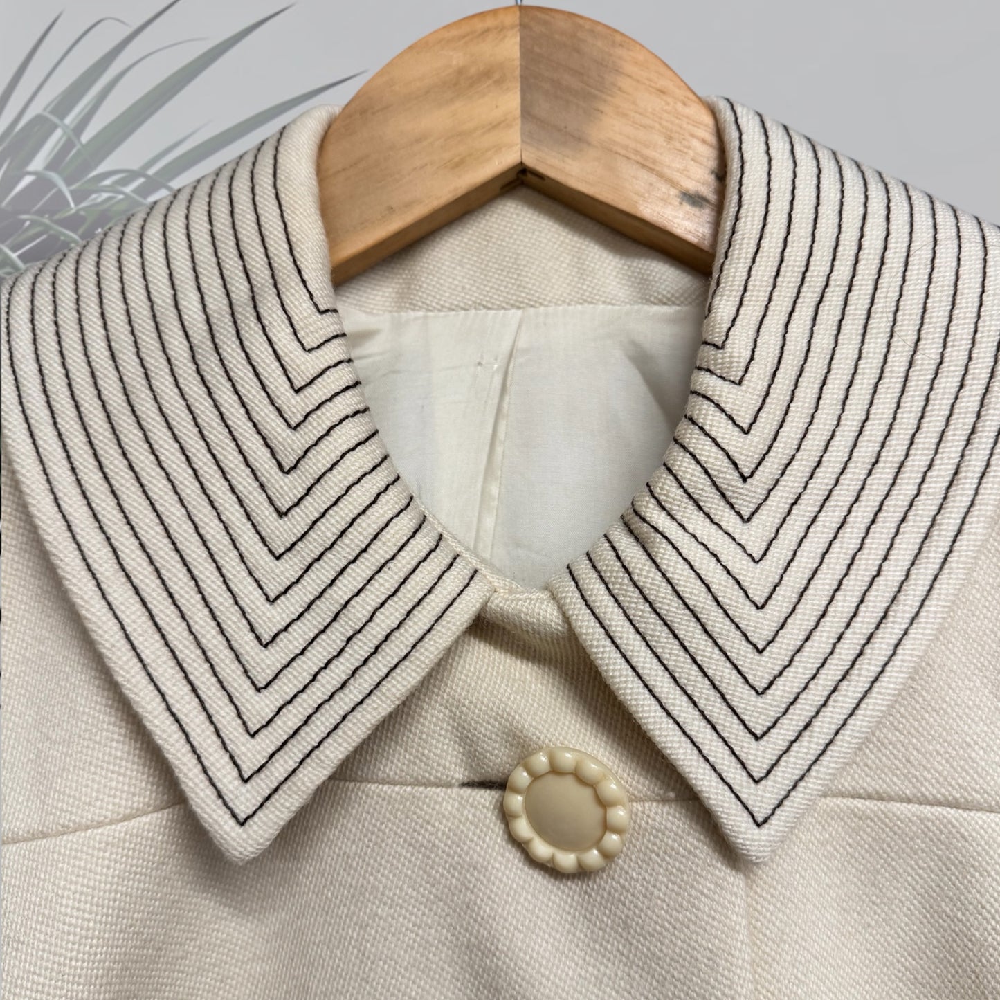 Petite Vogue 60’s Coat Size 8/10
