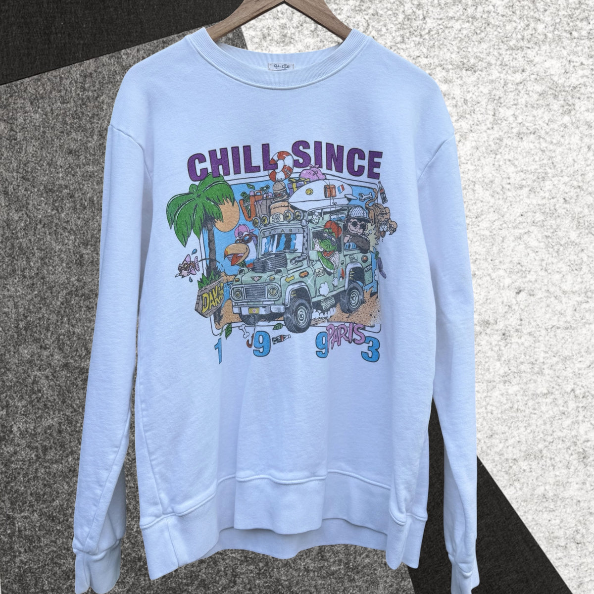 Chill since 93 Italian Sweatshirt Size 12/M