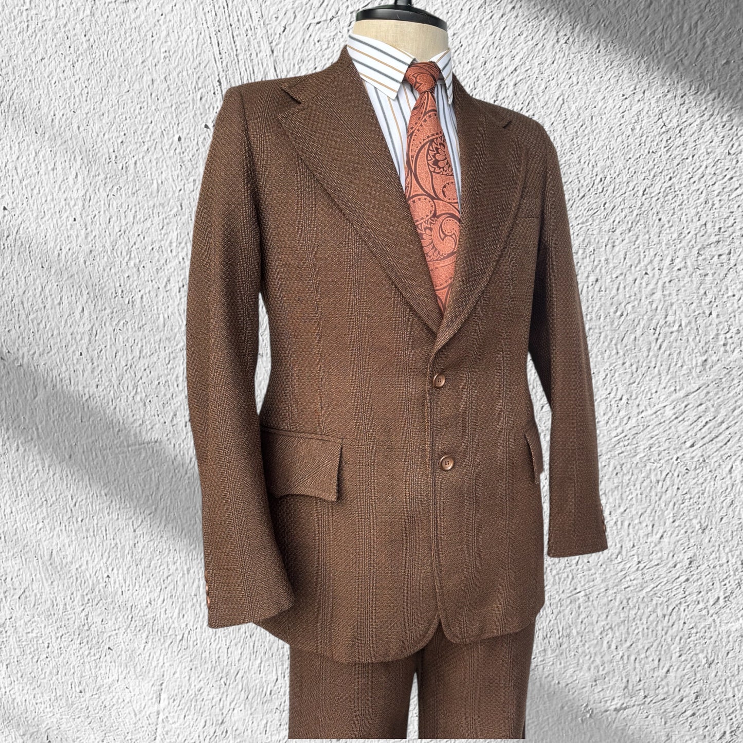 Oxford 70’s Suit Size M/34