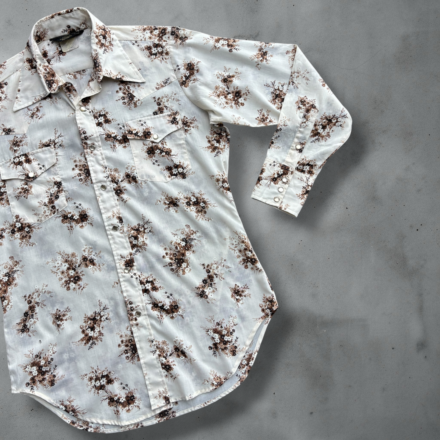 Brandon Floral Button Up Shirt Size M