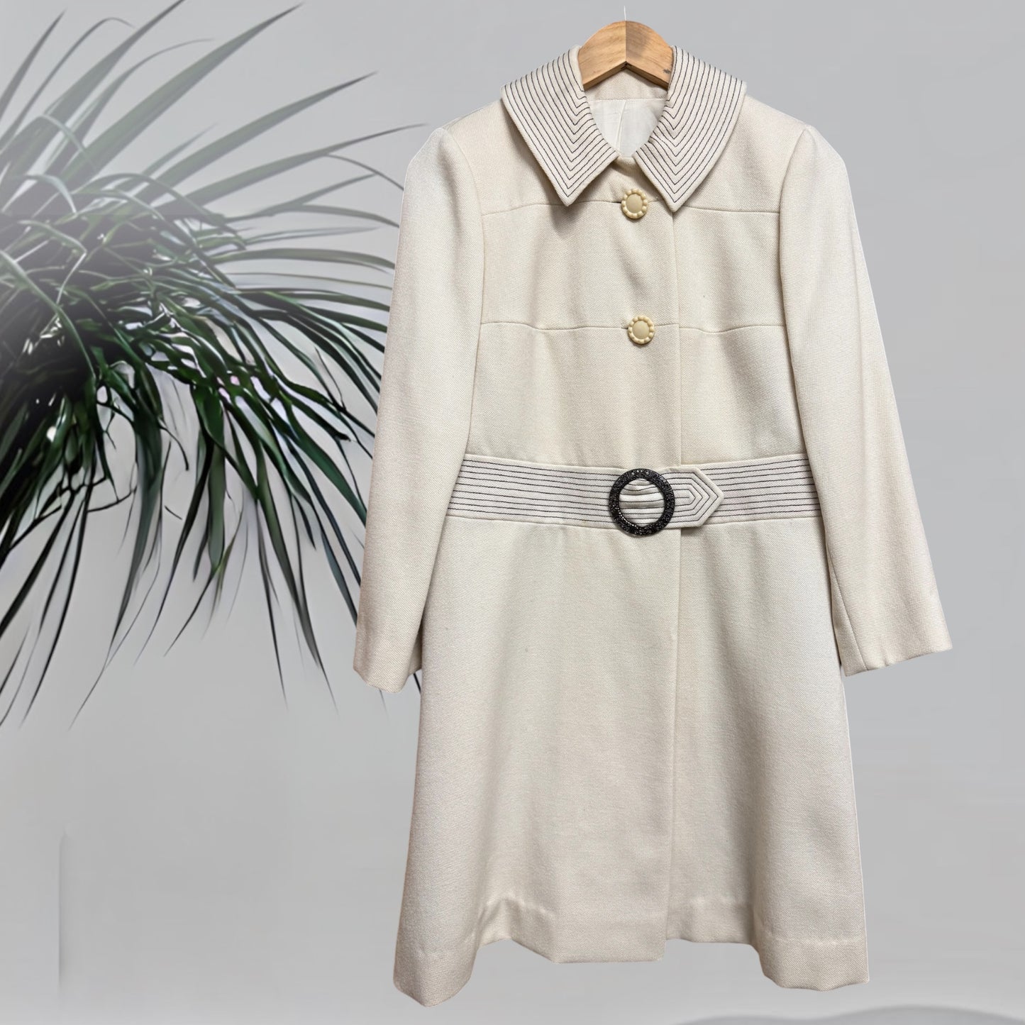 Petite Vogue 60’s Coat Size 8/10