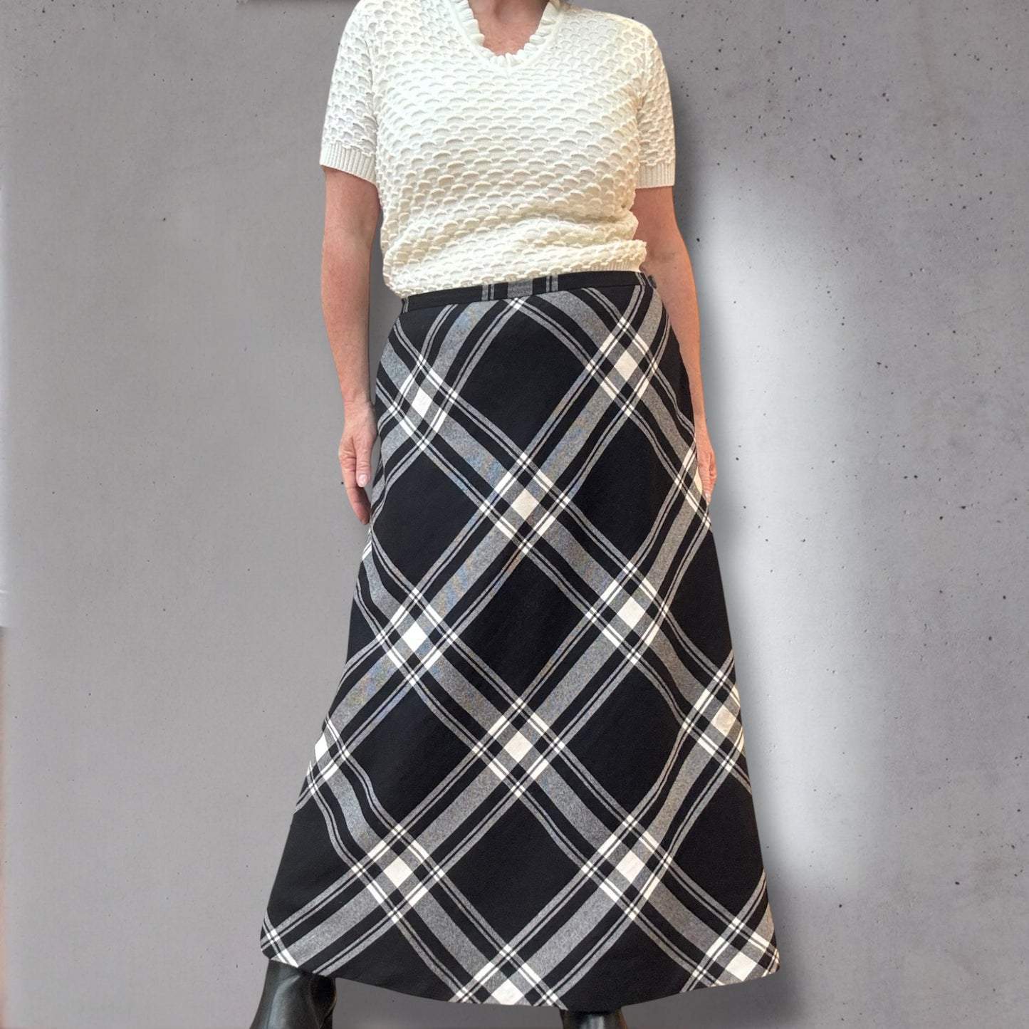Belinda Plaid Skirt Size 14