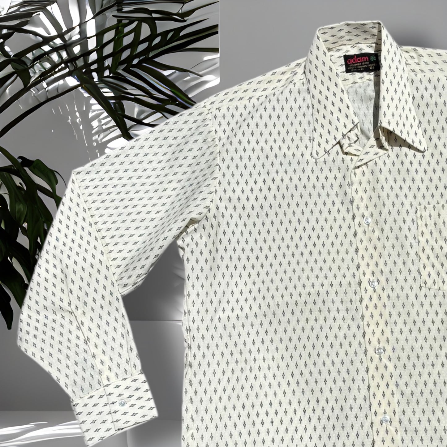 Ricky 70’s Button Up Shirt Size M