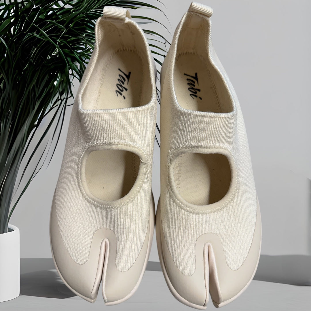 Tabi Shoes size W 9.5    M 8