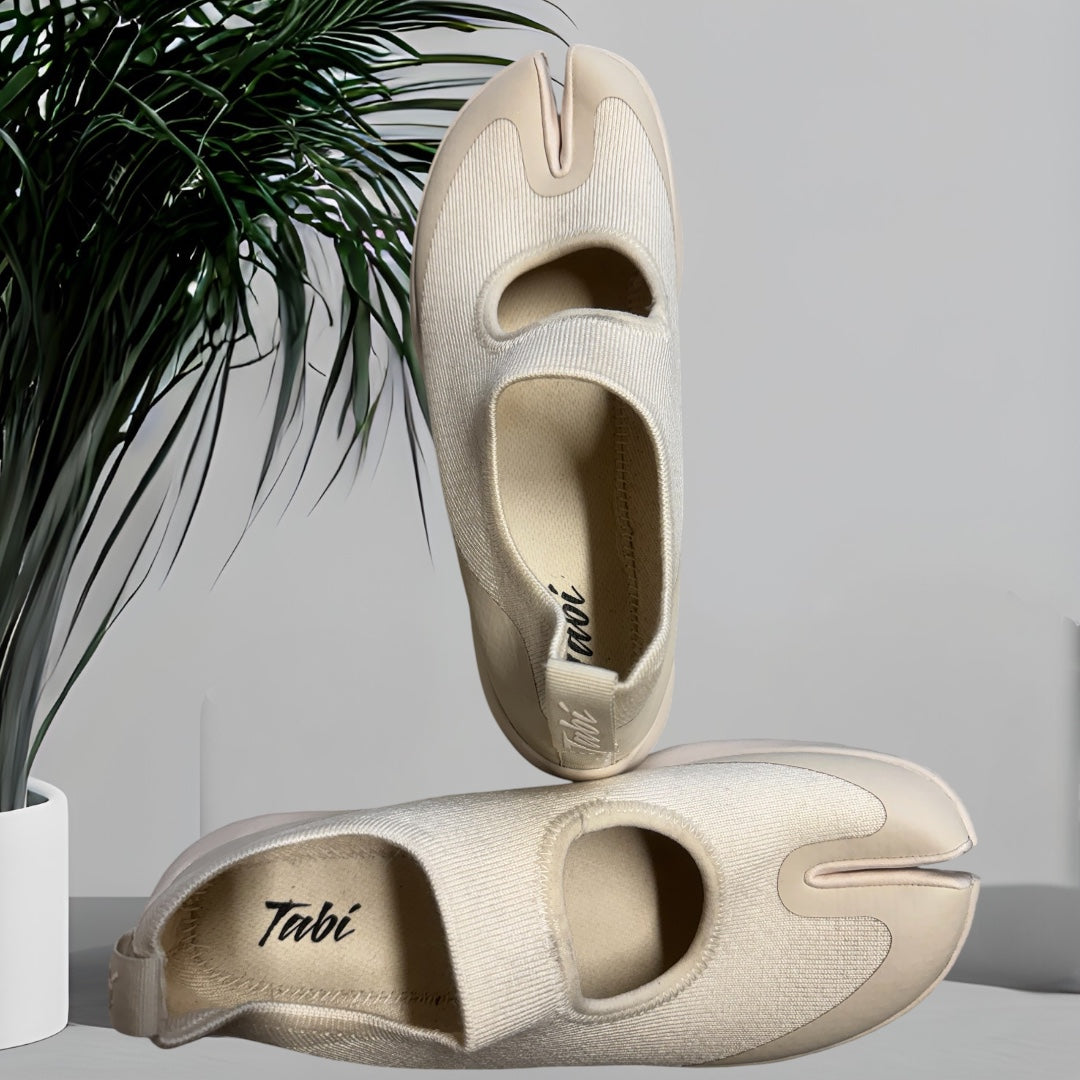 Tabi Shoes size W 9.5    M 8