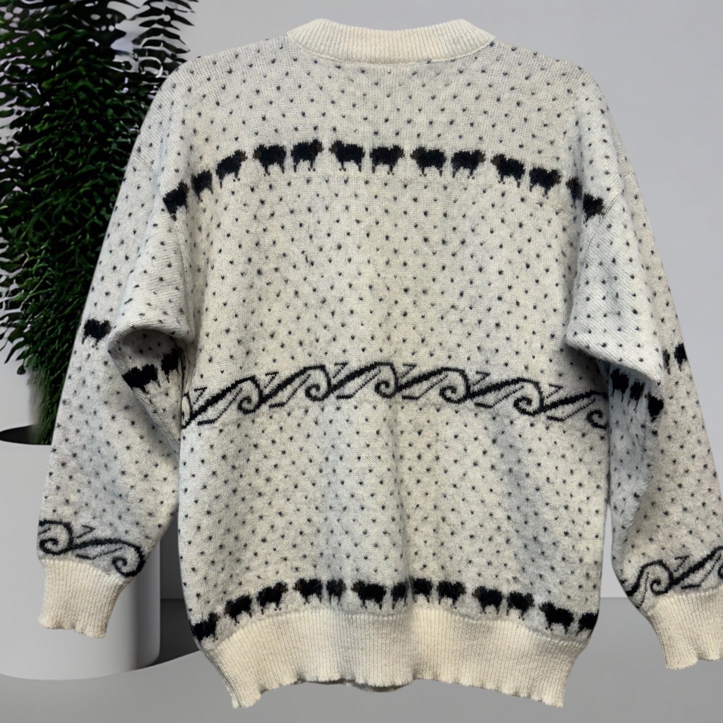 The Golden Sheers Wool Jumper Size S