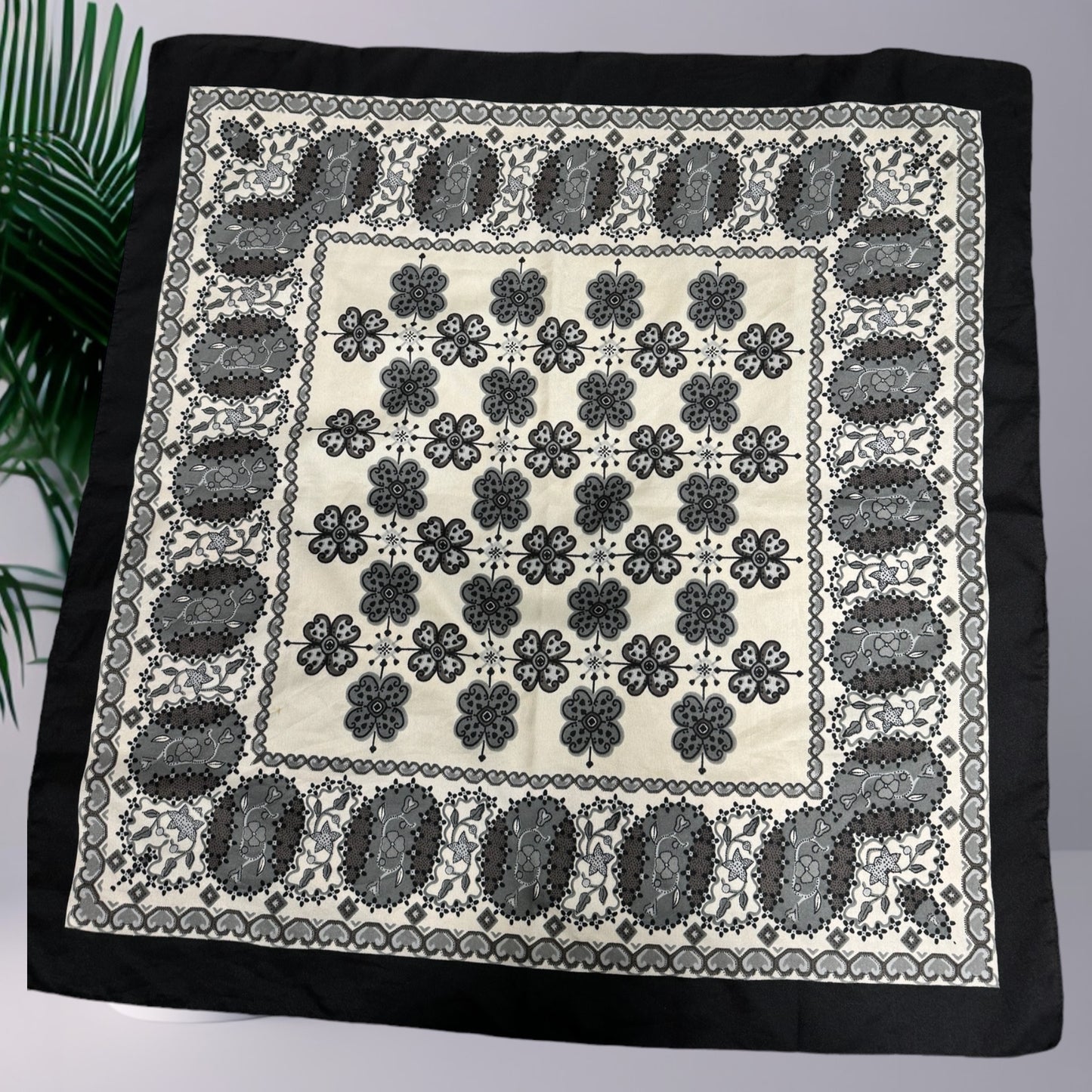 Clarissa Scarf