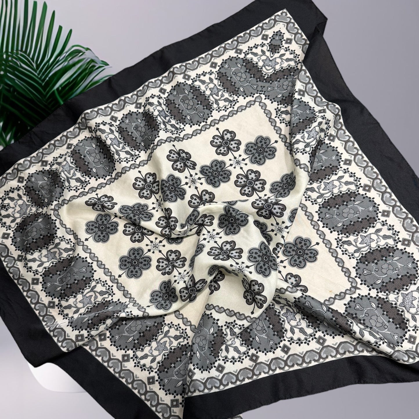 Clarissa Scarf