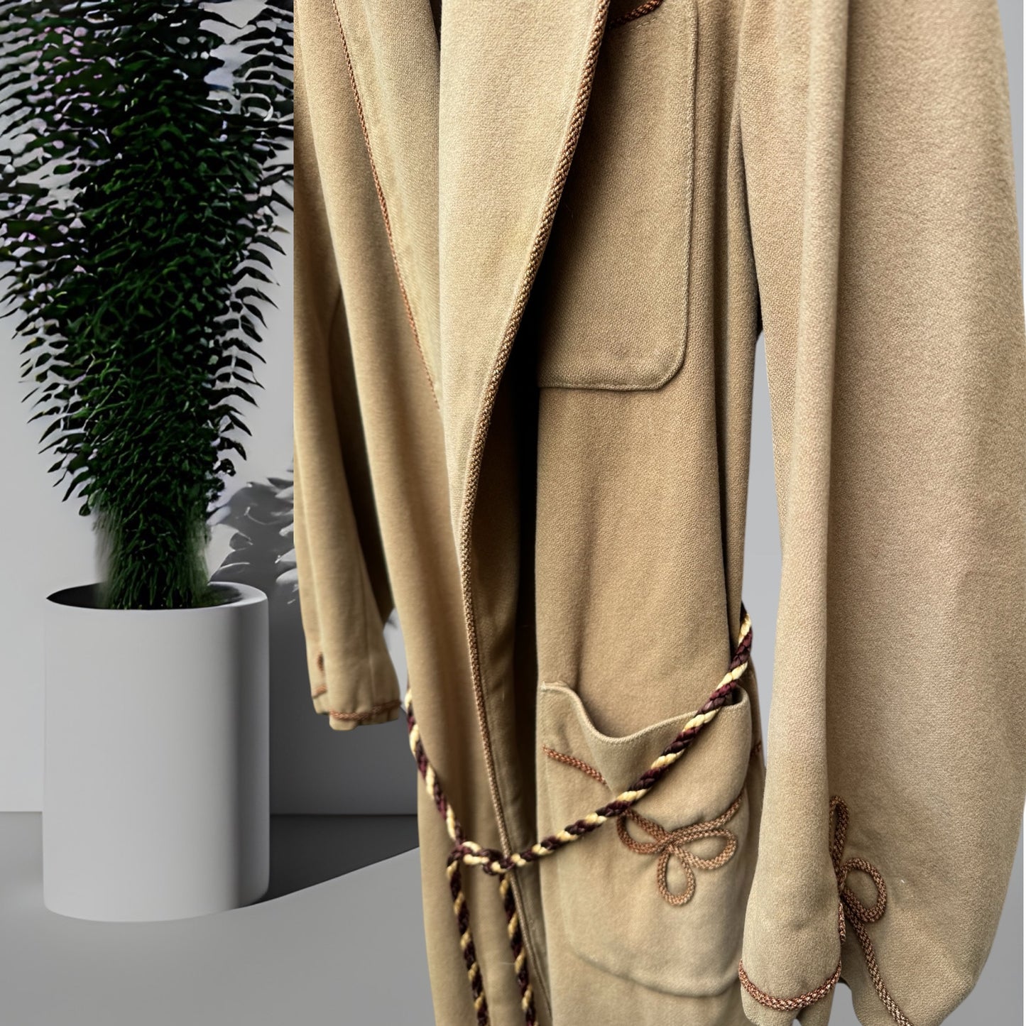 Chesterton Robe Size M