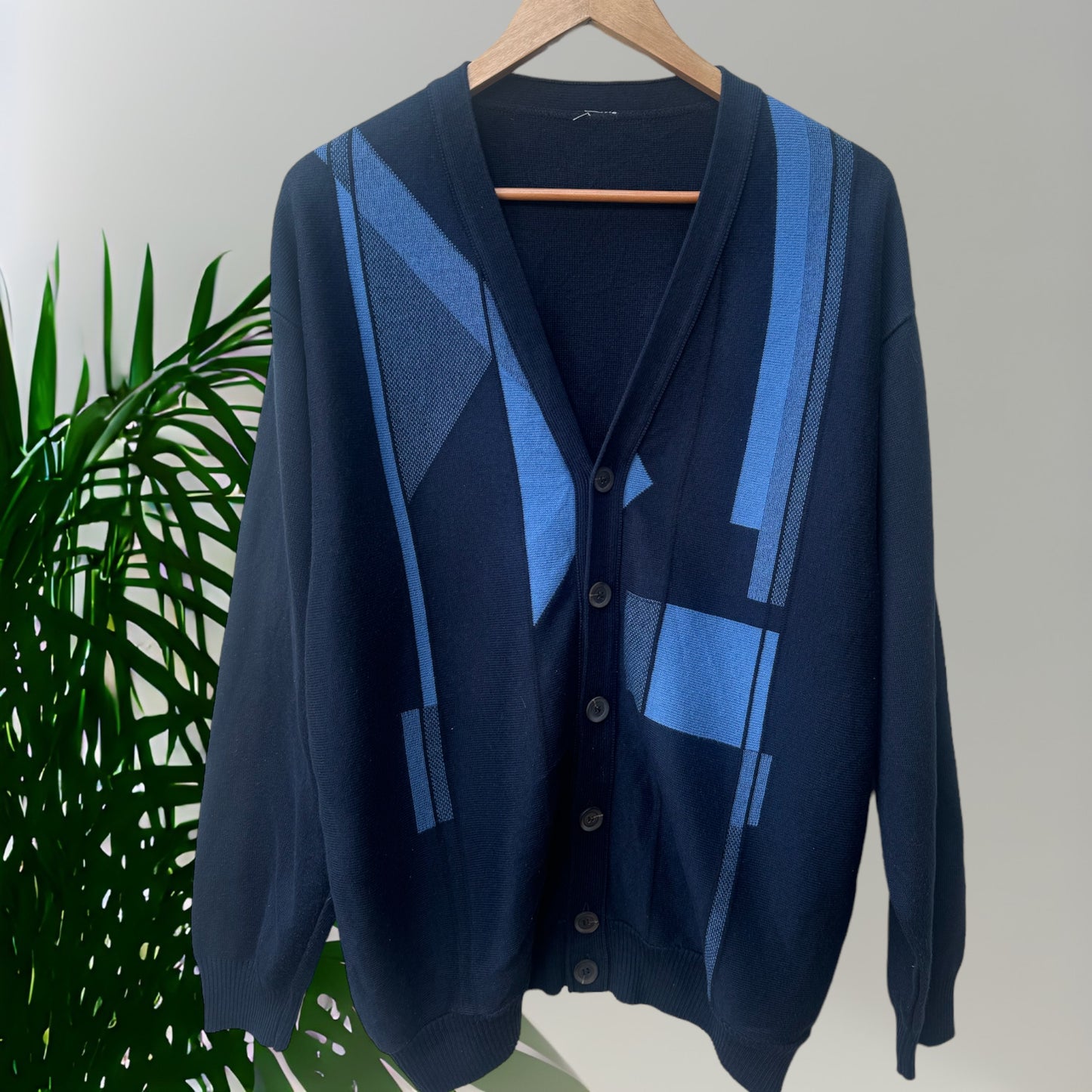 Travis Cardigan Size L