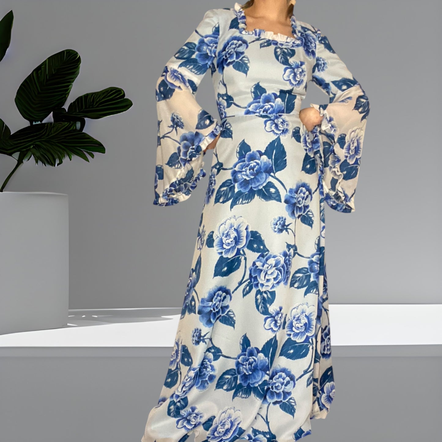 Jeanne 70’s Dress Size 12