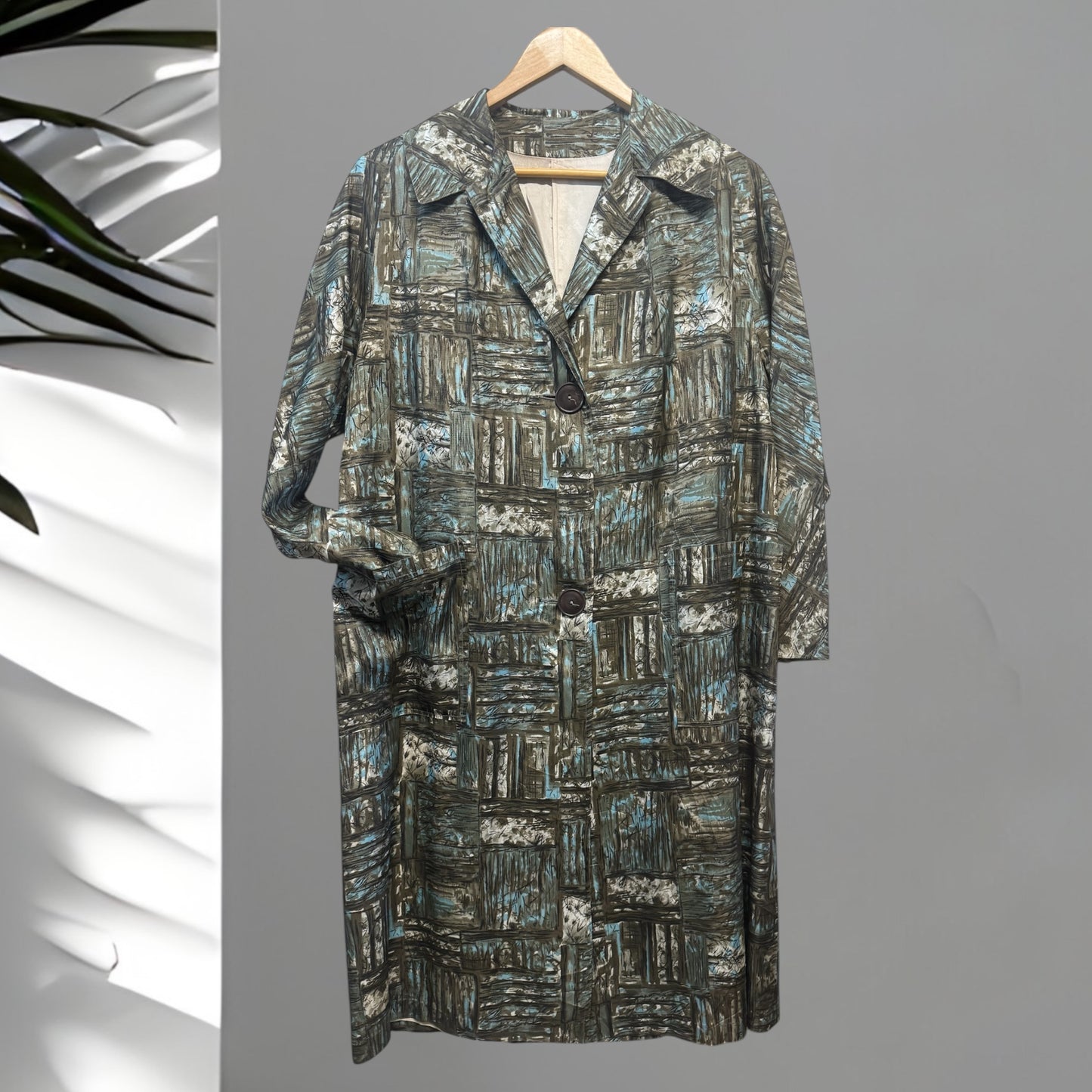 Iris Vintage Coat Size 12-14
