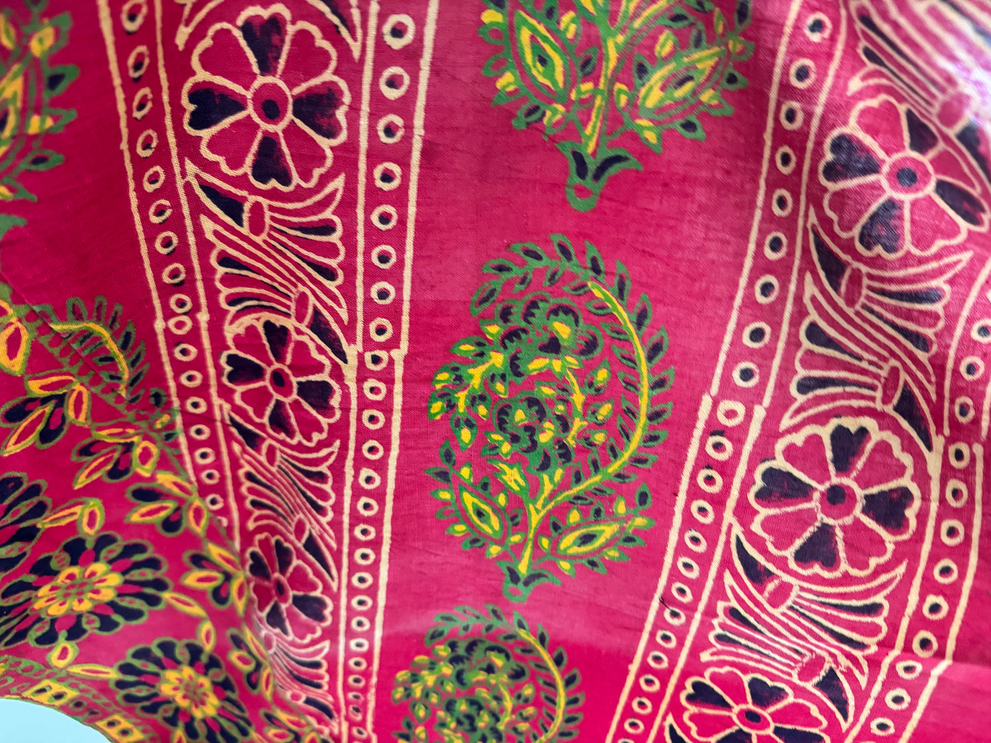 70’s Vibrant wrap skirt size 10