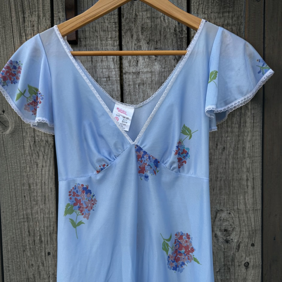 Whispers Night Dress Size 10/12