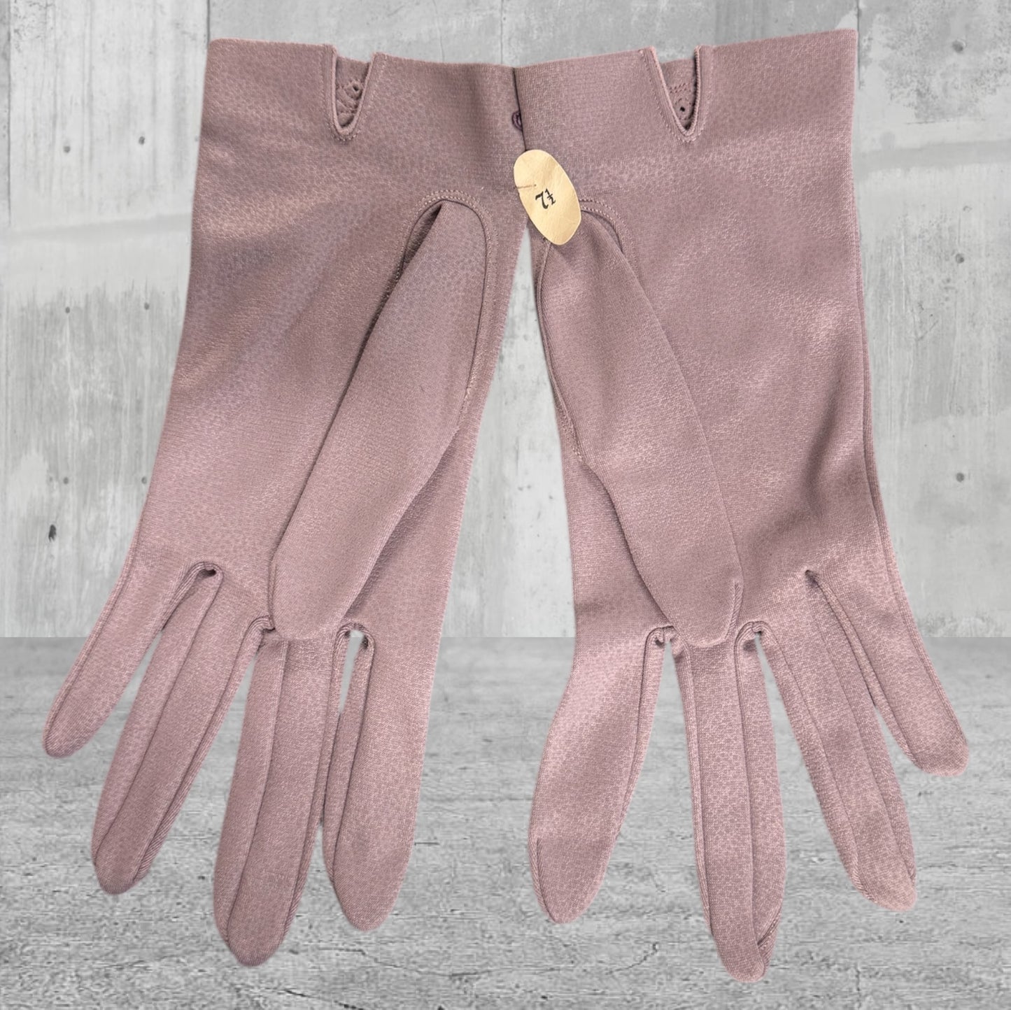 Misty Mauve Gloves Size M